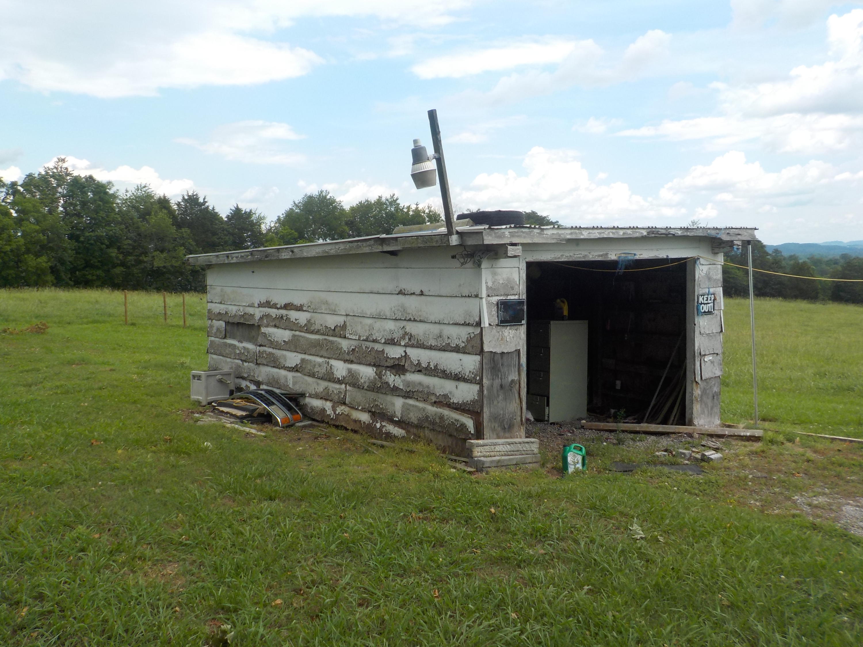 177 Foster Road Blaine, TN 37709 - Photo 7 of 23 004