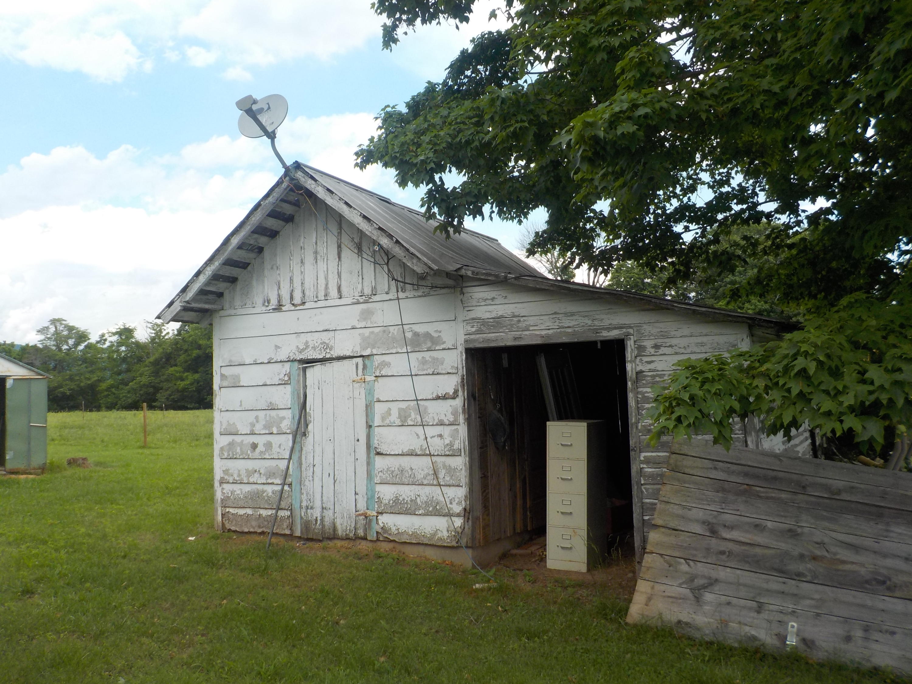 177 Foster Road Blaine, TN 37709 - Photo 8 of 23 007