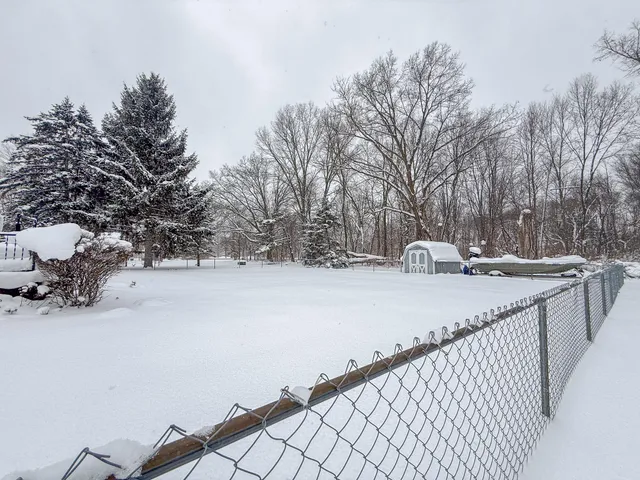 $239,900 | 28860 Sarabyn Street, Dowagiac, MI 49047