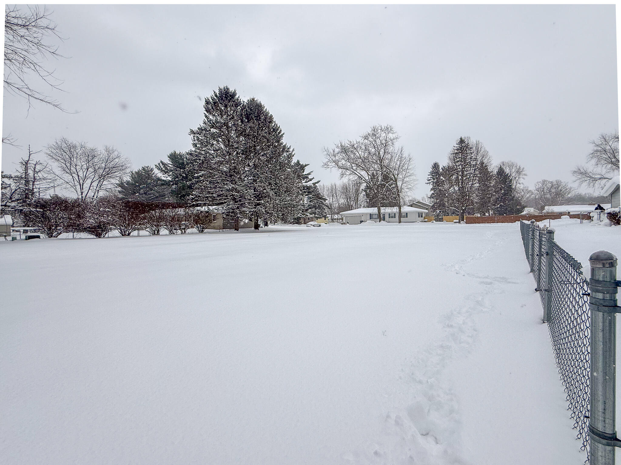 28860 Sarabyn Street Dowagiac, MI 49047 - Photo 30 of 32 IMG_4685