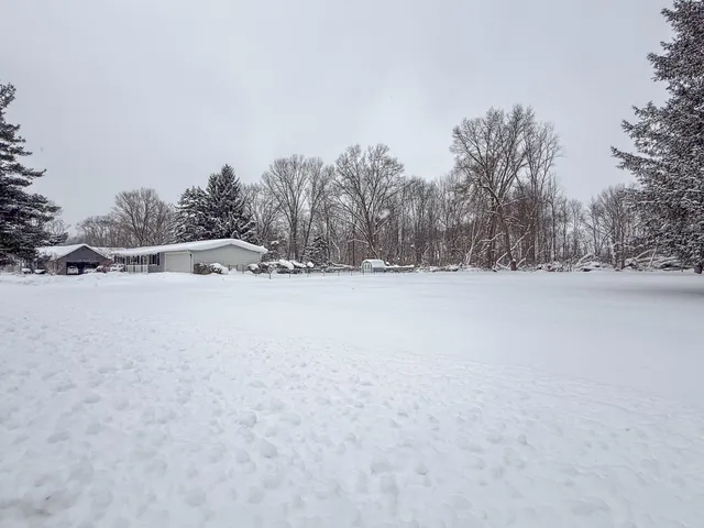 $239,900 | 28860 Sarabyn Street, Dowagiac, MI 49047