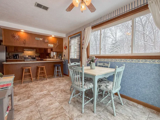 $239,900 | 28860 Sarabyn Street, Dowagiac, MI 49047