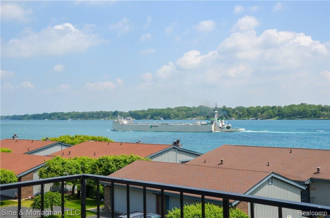 1715 River Road, Unit 52 St. Clair, MI 48079 - Photo 1 of 41 DSC_2428.jpg