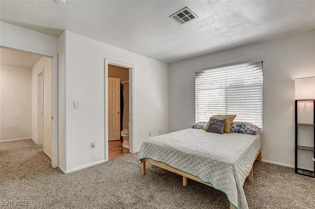 $319,900 | 916 Twinkling Sky Avenue, Henderson, NV 89015