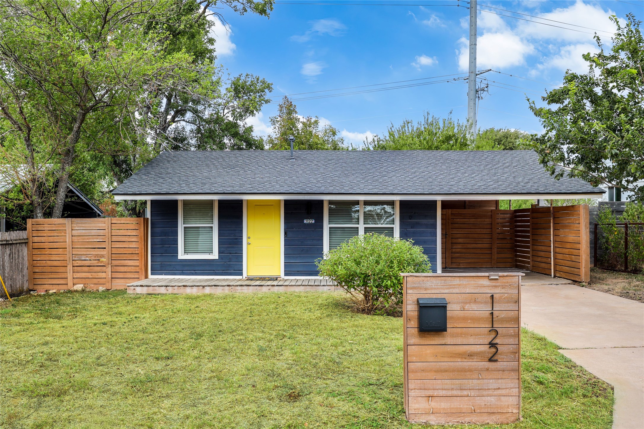 1122 Mason Avenue Austin, TX 78721 - Photo 1 of 39 Gallery Image 1