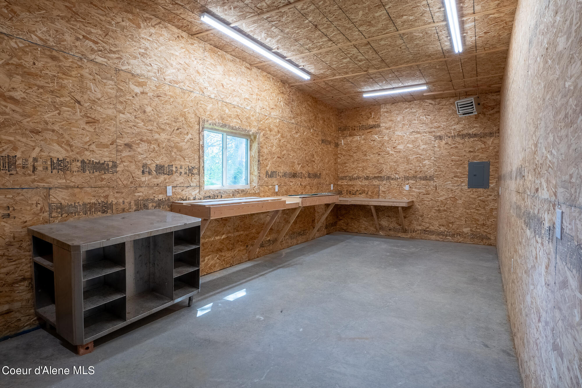 1588 Sunrise Road Bonners Ferry, ID 83805 - Photo 20 of 23 Shop Inside 2