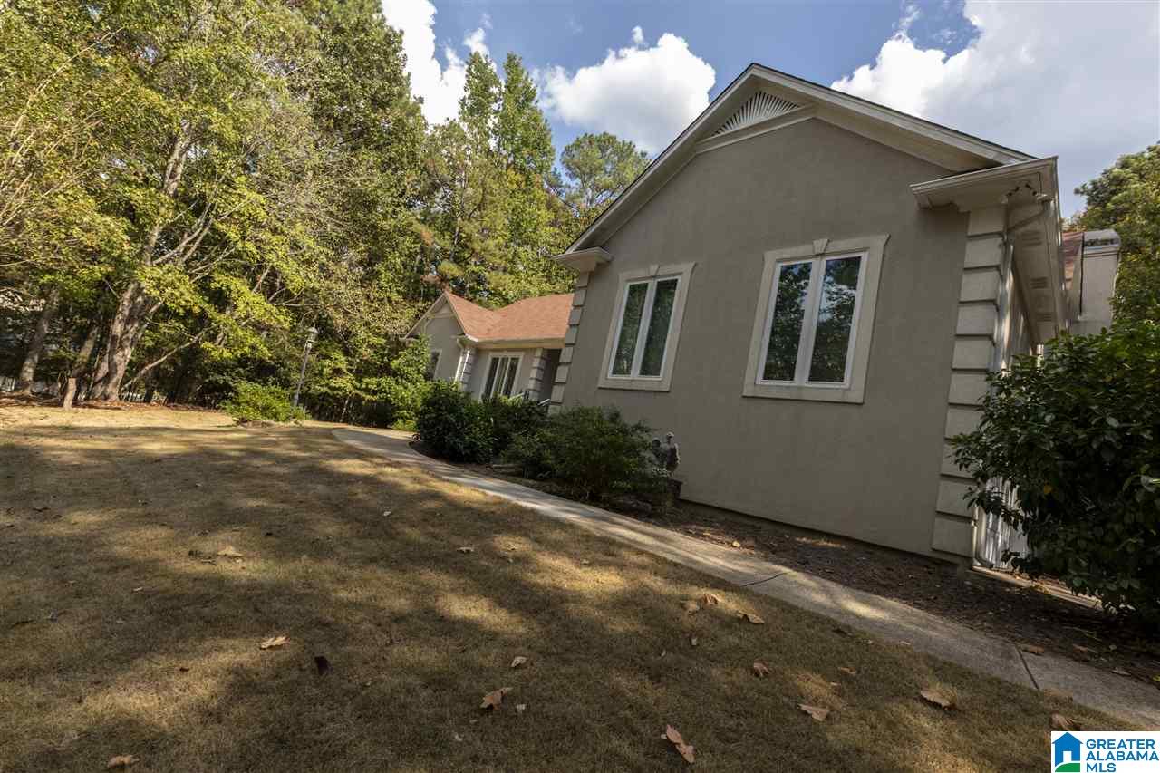 112 Kings Crest Lane Pelham, AL 35124 - Photo 10 of 48