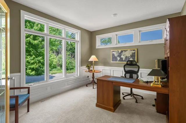 $1,000,000 | 1411 Archwood Road, Minnetonka, MN 55305