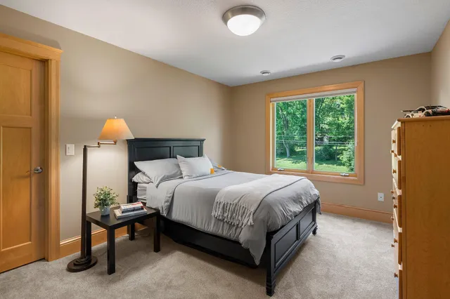 $1,000,000 | 1411 Archwood Road, Minnetonka, MN 55305