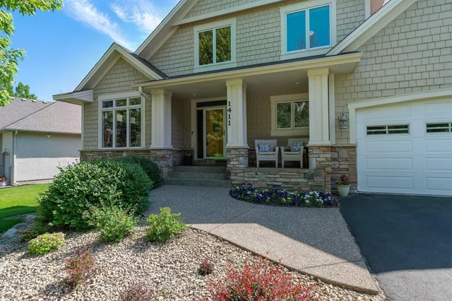 $1,000,000 | 1411 Archwood Road, Minnetonka, MN 55305