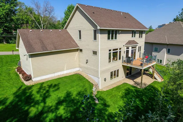 $1,000,000 | 1411 Archwood Road, Minnetonka, MN 55305