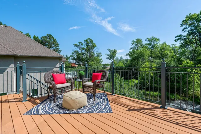 $1,000,000 | 1411 Archwood Road, Minnetonka, MN 55305