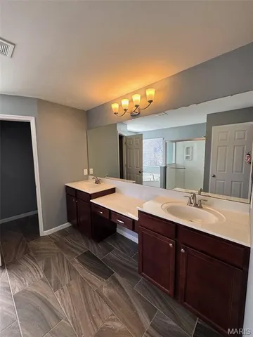 $519,900 | 84 South Ridgewynd Court, Lake St. Louis, MO 63367