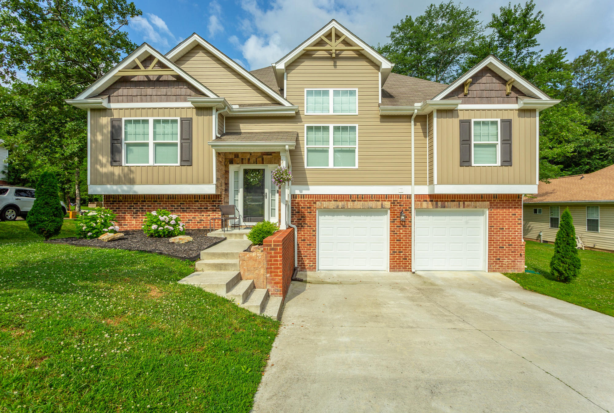 10565 Fielding Road, Unit 565 Ooltewah, TN 37363 - Photo 3 of 60 Front View