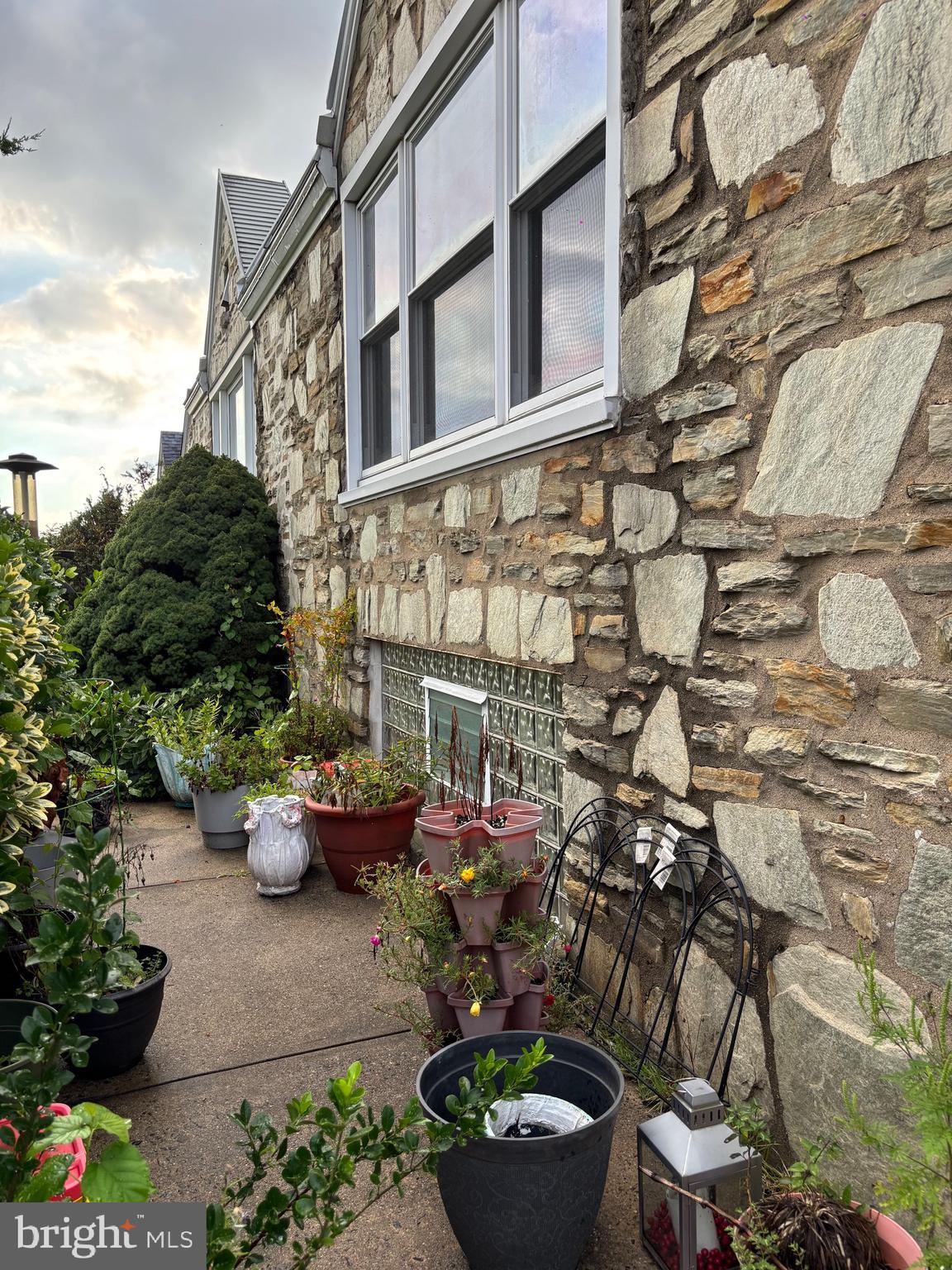 8942 Blue Grass Road Philadelphia, PA 19152 - Photo 21 of 23 Gallery Image 21