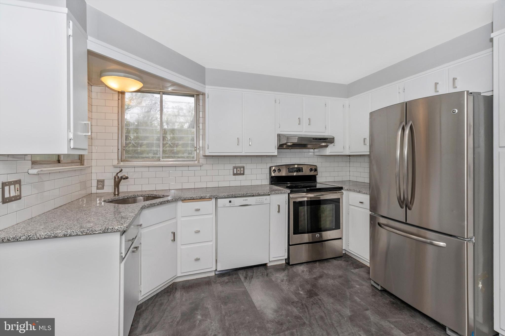 414 Devon State Road Devon, PA 19333 - Photo 10 of 38