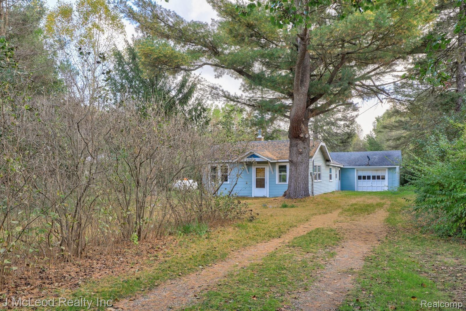 11315 Moorish Road Birch Run, MI 48415 - Photo 1 of 33 11315 Moorish Birch Run-1.jpg