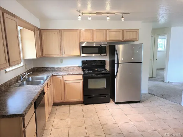 $1,795 | 4677 Hoyt Street, Unit 4677, Wheat Ridge, CO 80033