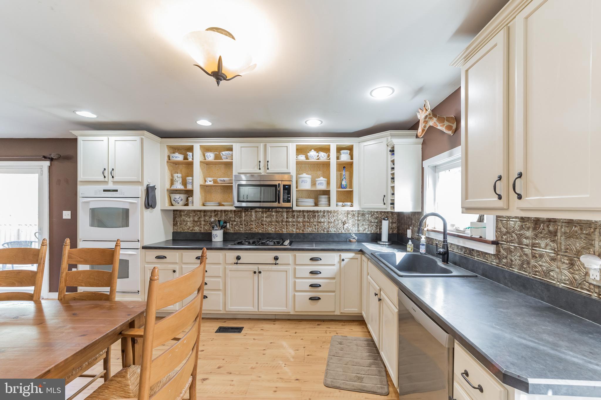 108 Bancroft Road Kennett Square, PA 19348 - Photo 5 of 36 Kitchen