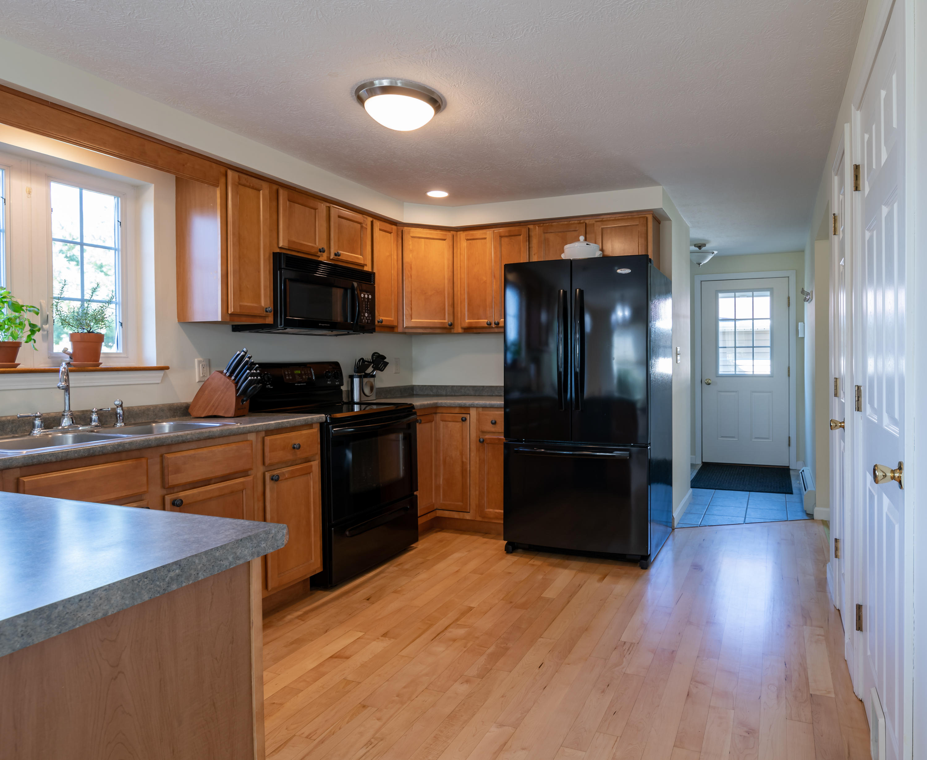 166 Maquoit Road Brunswick, ME 04011 - Photo 12 of 25 GLM_7851