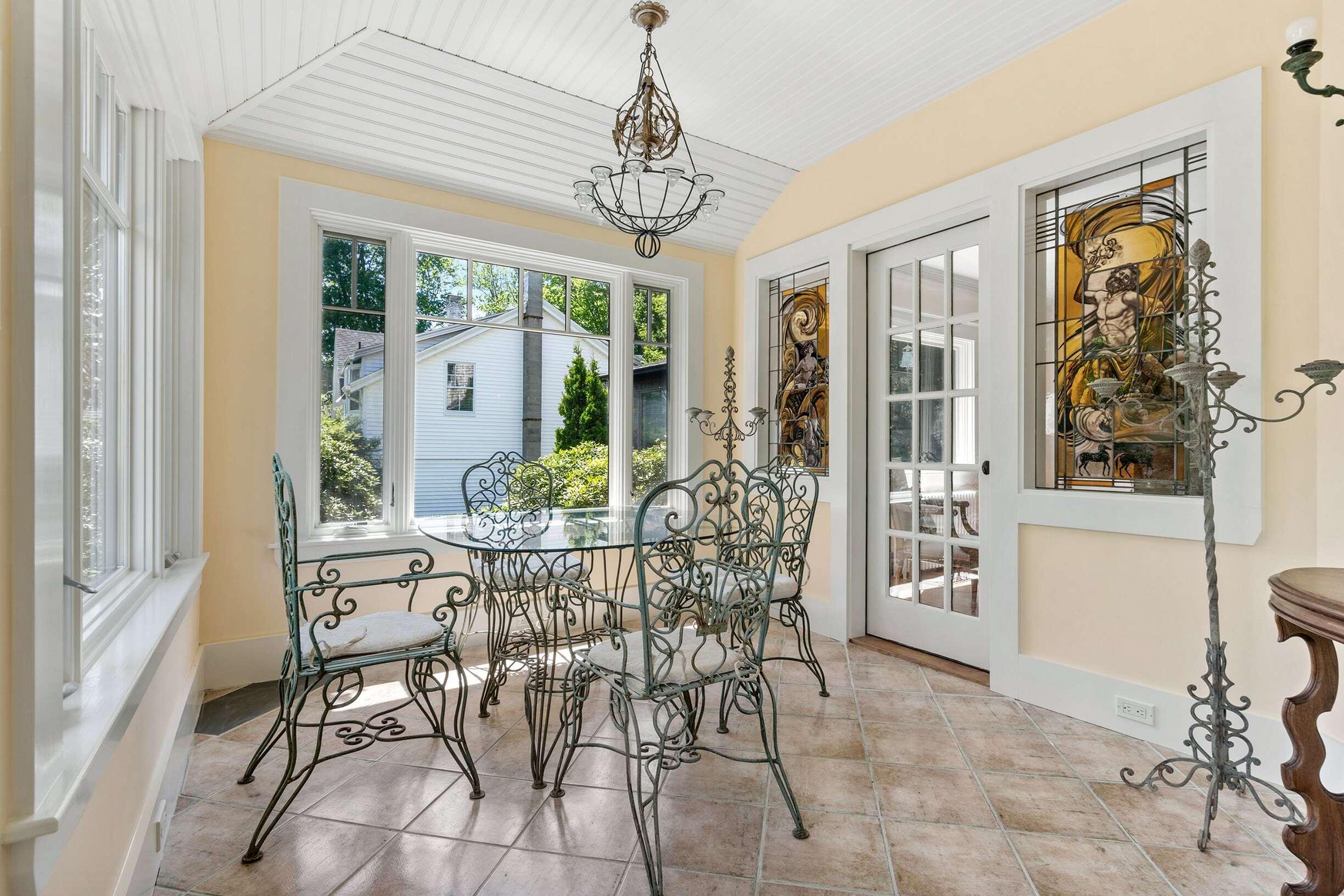 419-425 York Street York, ME 03909 - Photo 16 of 62 Sunroom