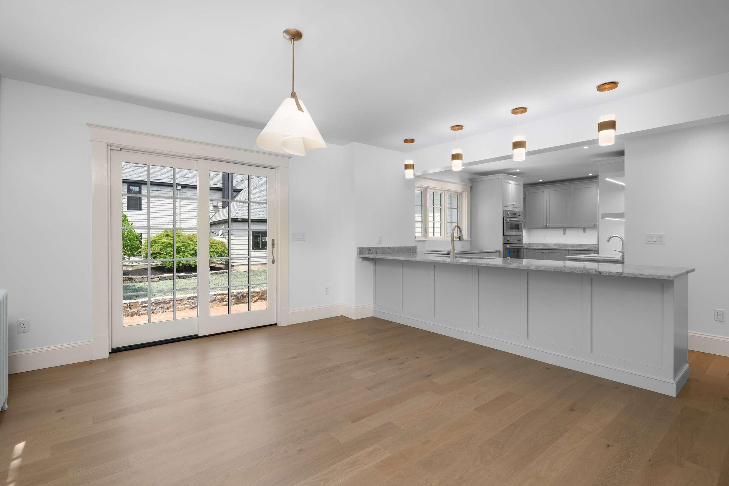 419-425 York Street York, ME 03909 - Photo 27 of 62 Family Room