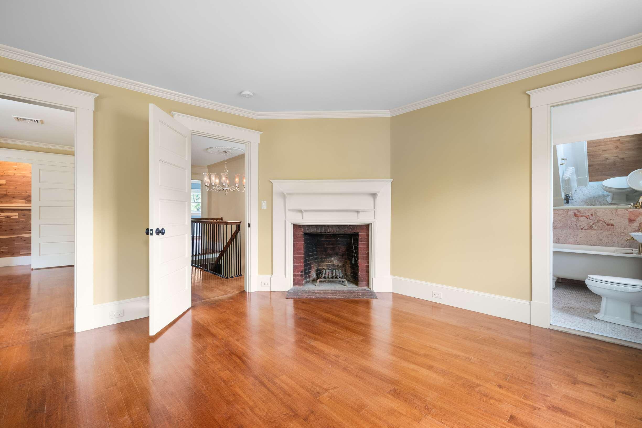 419-425 York Street York, ME 03909 - Photo 40 of 62 Primary bedroom