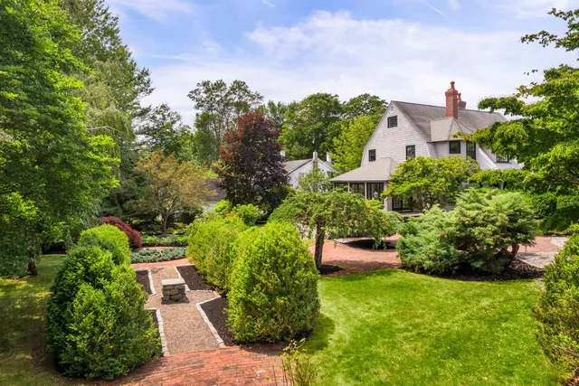 $3,990,000 | 419-425 York Street, York, ME 03909