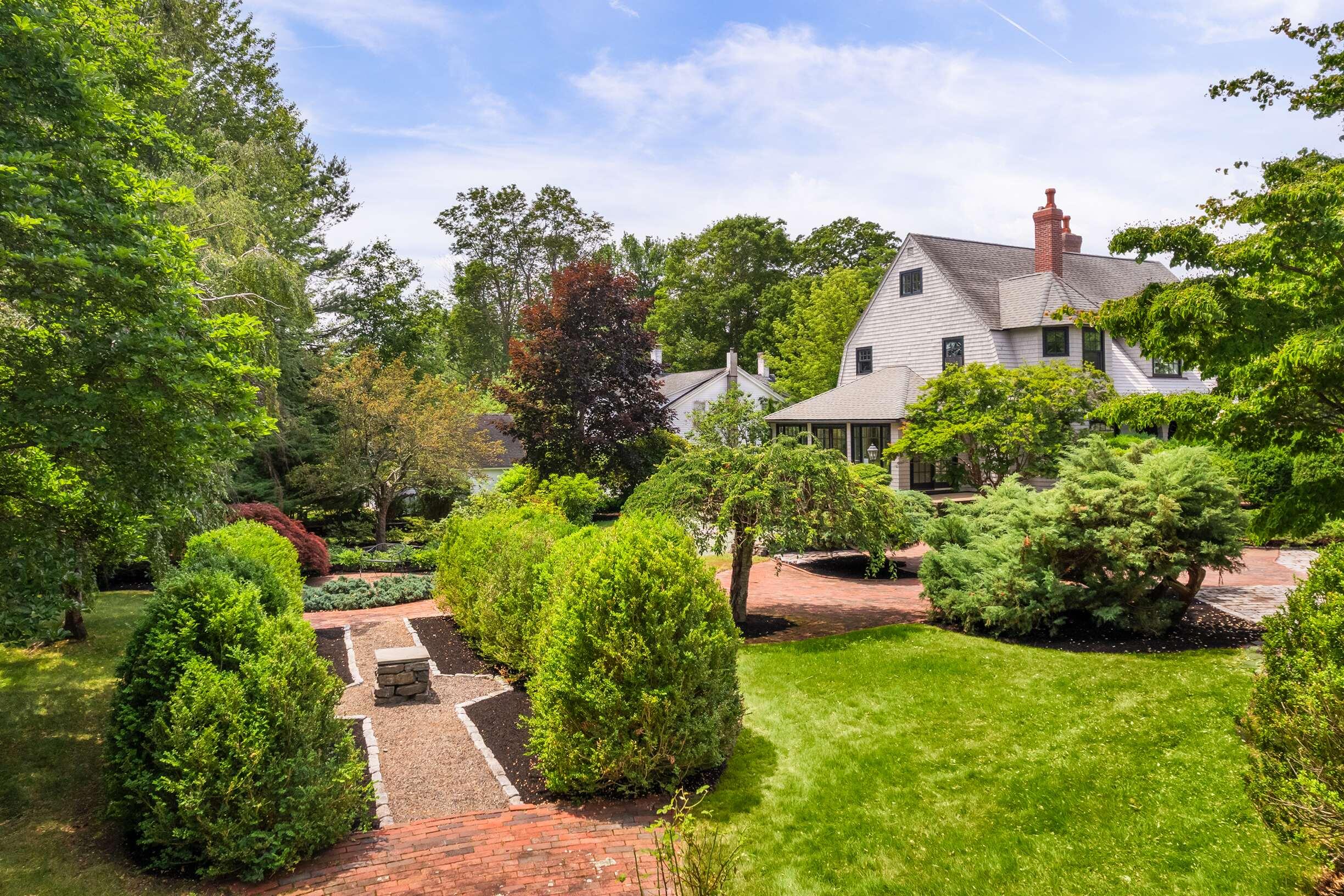 419-425 York Street York, ME 03909 - Photo 4 of 62 Gardens