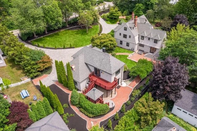 $3,990,000 | 419-425 York Street, York, ME 03909