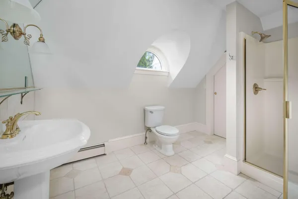 $3,990,000 | 419-425 York Street, York, ME 03909