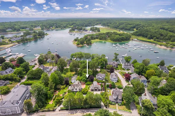 $3,990,000 | 419-425 York Street, York, ME 03909