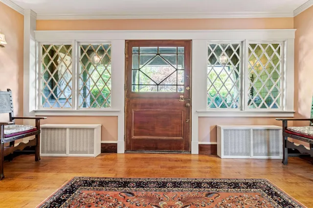 $3,990,000 | 419-425 York Street, York, ME 03909