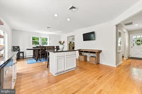 $699,900 | 649 Midway Lane, Blue Bell, PA 19422