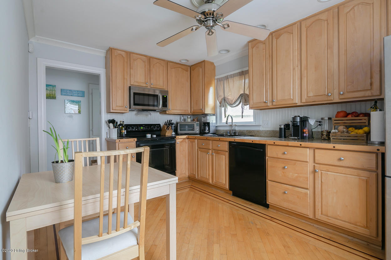 3013 Radiance Road Louisville, KY 40220 - Photo 14 of 25 17