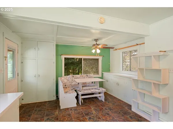 $235,000 | 635 Northwest 4th Avenue, Myrtle Creek, OR 97457