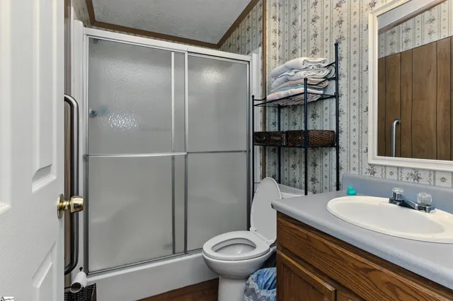 $400,000 | 8951 Hwy 76 Street West, Laurens, SC 29360