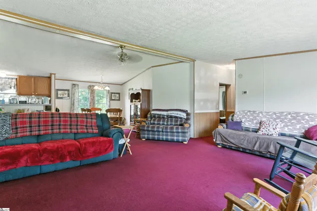 $400,000 | 8951 Hwy 76 Street West, Laurens, SC 29360