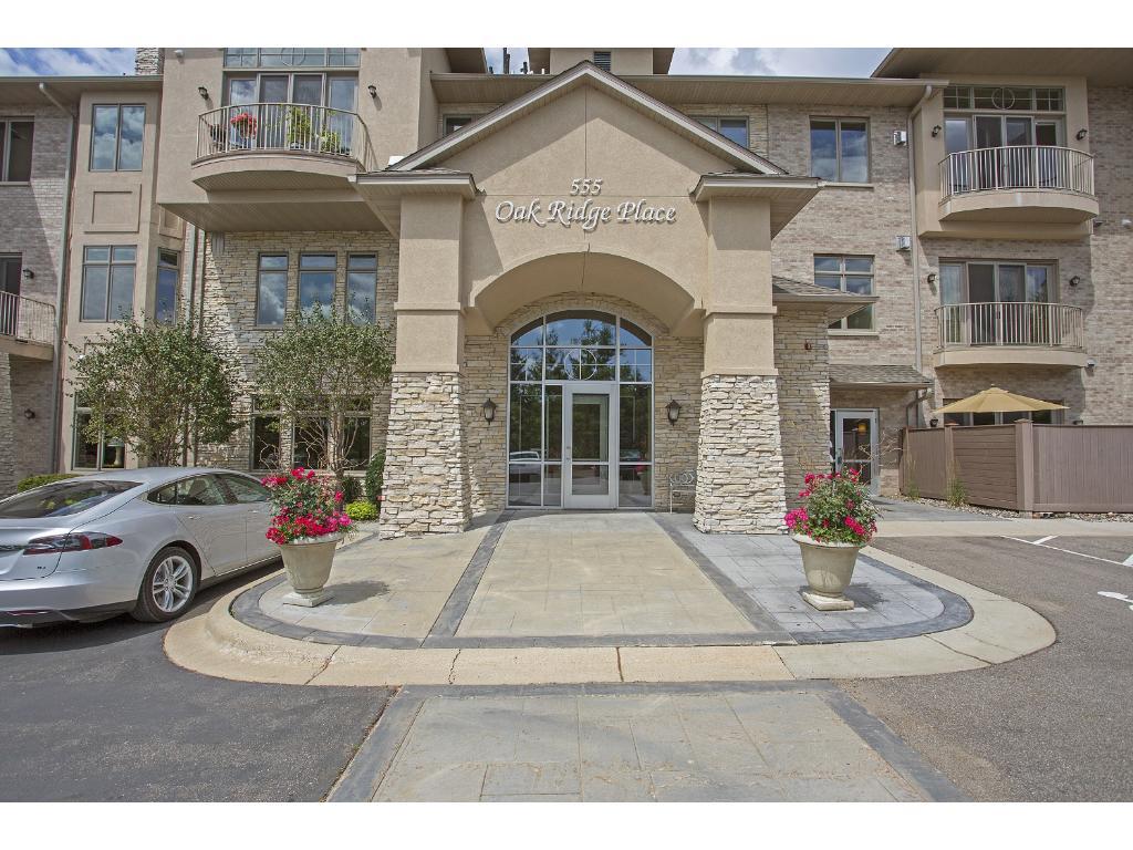 555 Oak Ridge Place, Unit 320 Hopkins, MN 55305 - Photo 1 of 24 Gallery Image 1