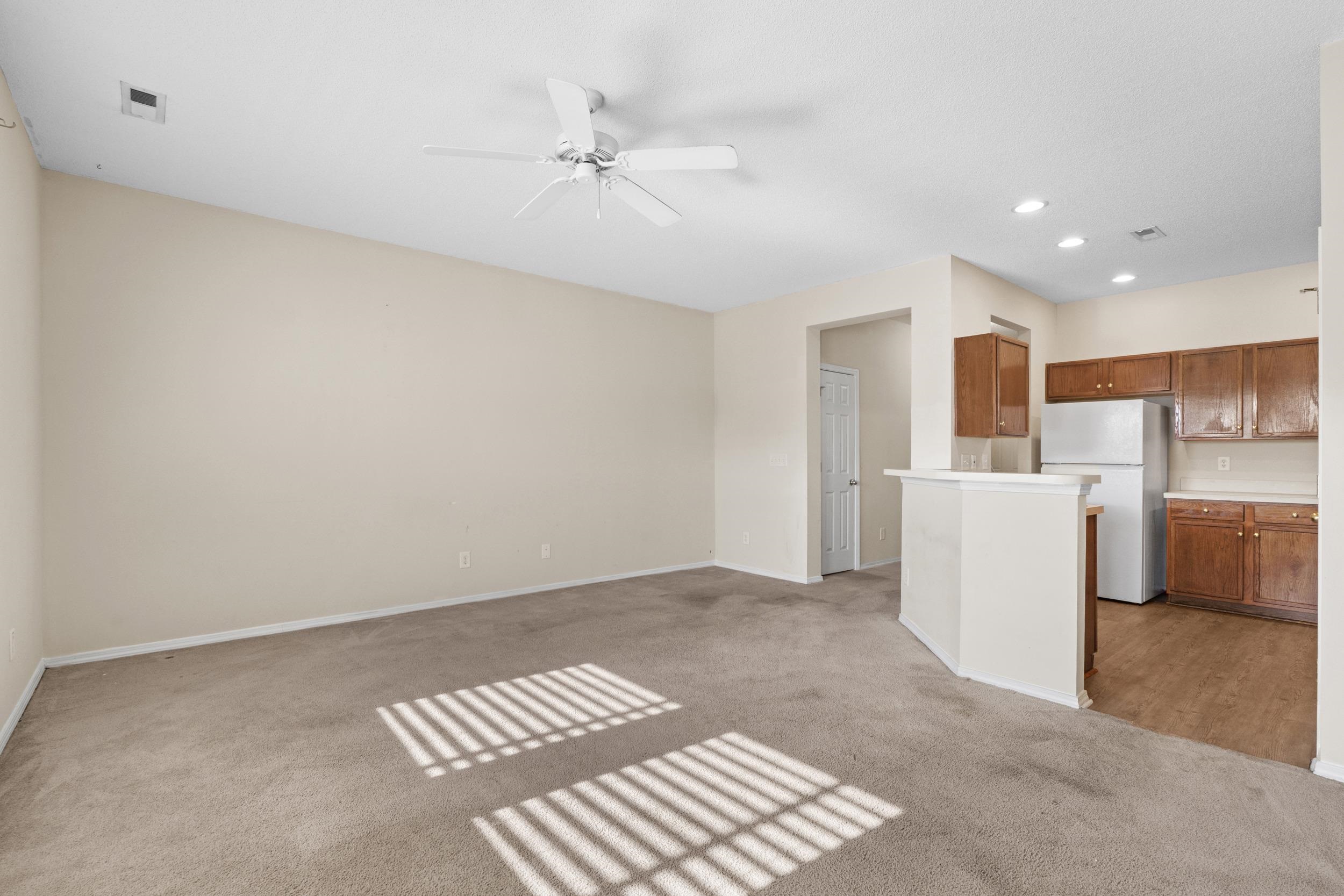 326 Kiskadee Loop, Unit 14C Conway, SC 29526 - Photo 3 of 39