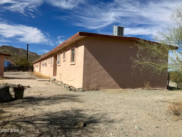 $330,000 | 553 West Esperanza Avenue, Ajo, AZ 85321