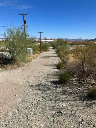 $330,000 | 553 West Esperanza Avenue, Ajo, AZ 85321