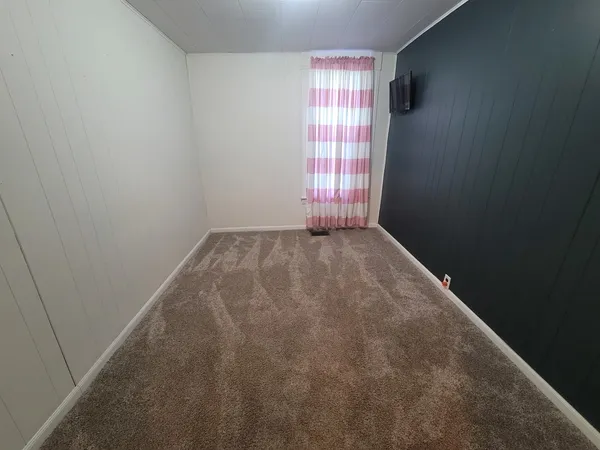 $112,500 | 410 East Main Street, McLeansboro, IL 62859