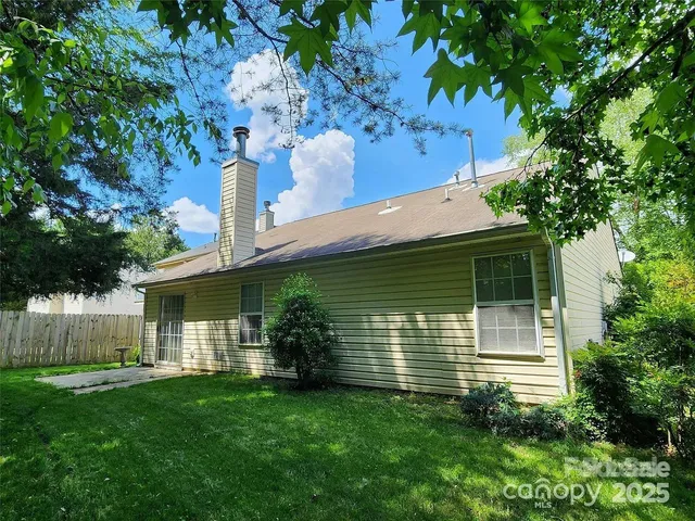 $2,000 | 14343 Arbor Ridge Drive, Charlotte, NC 28273