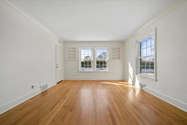 $275,000 | 381 Holmes Circle, Memphis, TN 38111