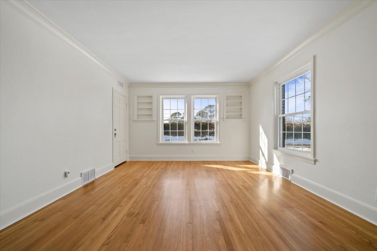 381 Holmes Circle Memphis, TN 38111 - Photo 20 of 36