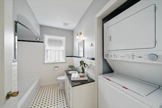 $275,000 | 381 Holmes Circle, Memphis, TN 38111