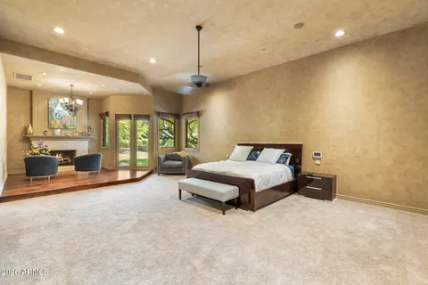 $6,000,000 | 6427 East Horseshoe Road, Paradise Valley, AZ 85253