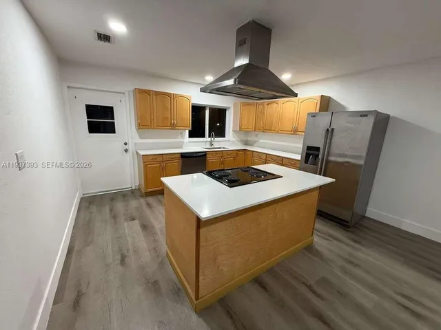 $3,700 | 2640 Southwest 32nd Court, Miami, FL 33133