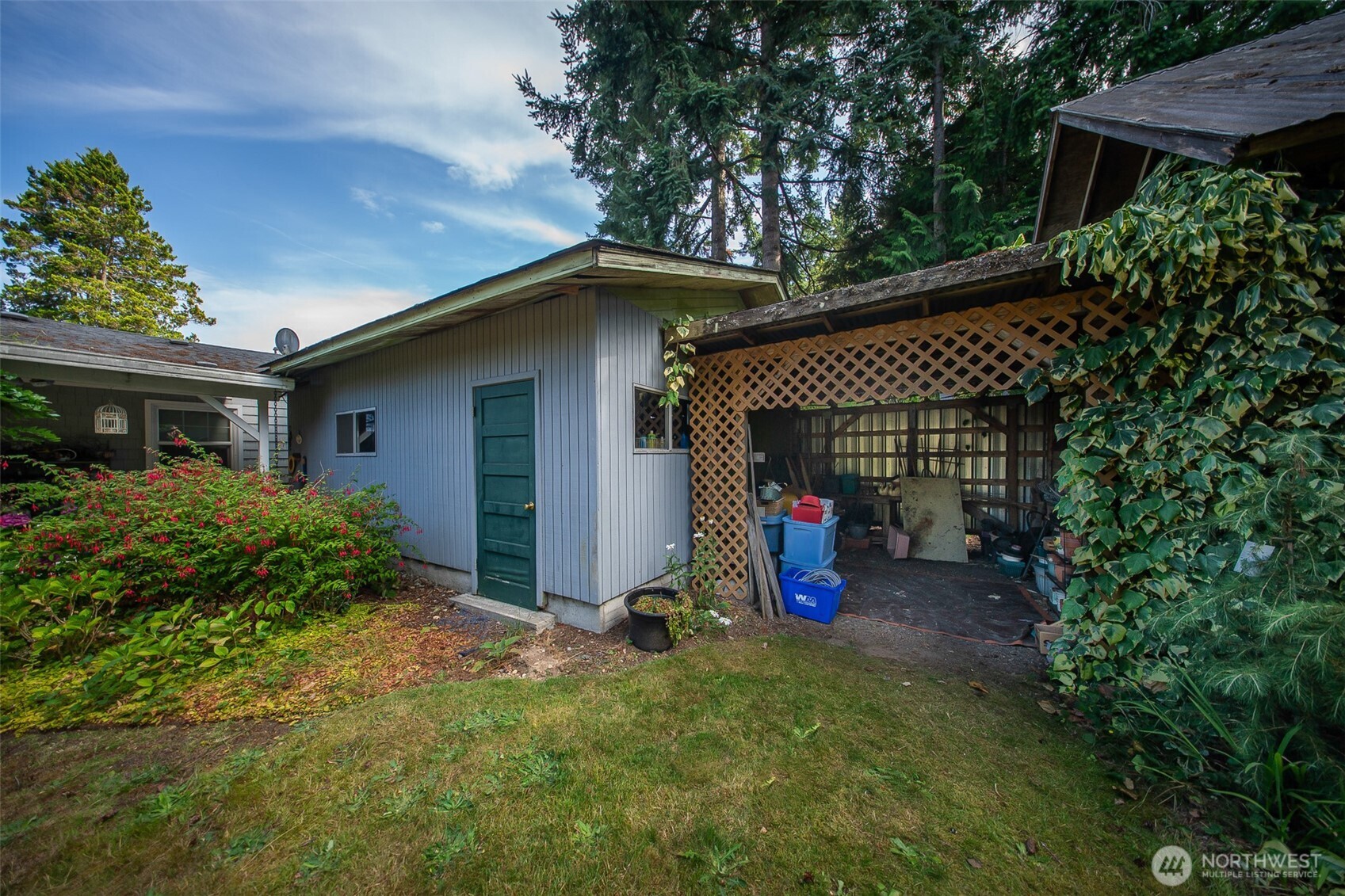 3132 Harris Road Southeast Port Orchard, WA 98366 - Photo 15 of 40 Gallery Image 15